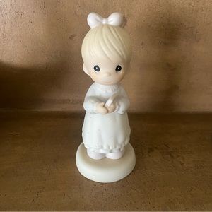 Precious Moments Figurine The Good Lord Always Delivers